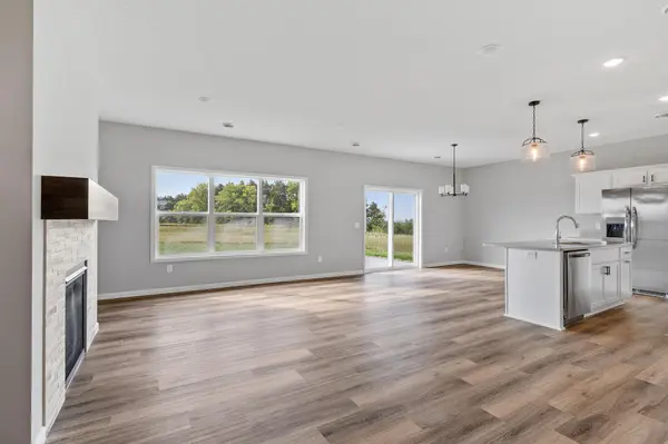 8636 147th AVE NW, Ramsey, MN 55303