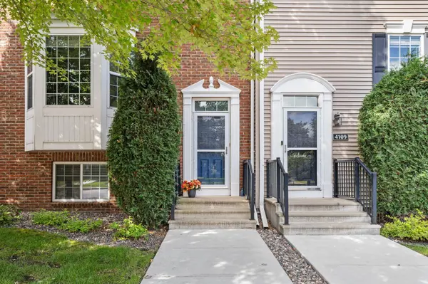 4107 Regent AVE N,  Robbinsdale,  MN 55422