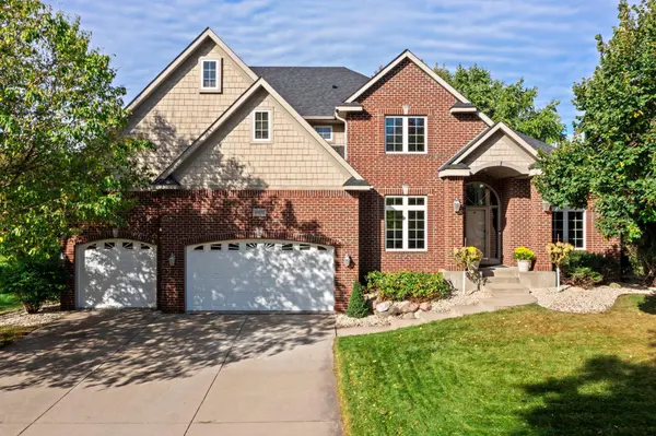 15196 Wood Duck TRL NW, Prior Lake, MN 55372
