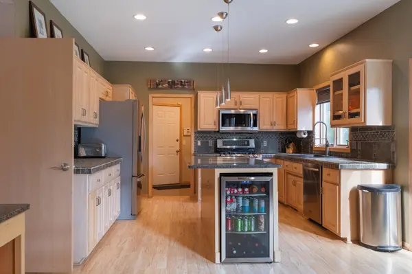 2211 Brittany CT, New Brighton, MN 55112