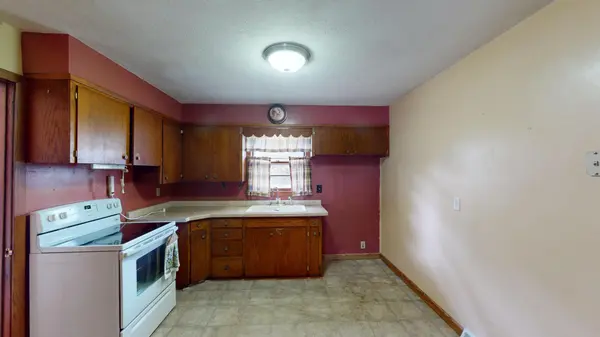 1502 Edina AVE, Albert Lea, MN 56007