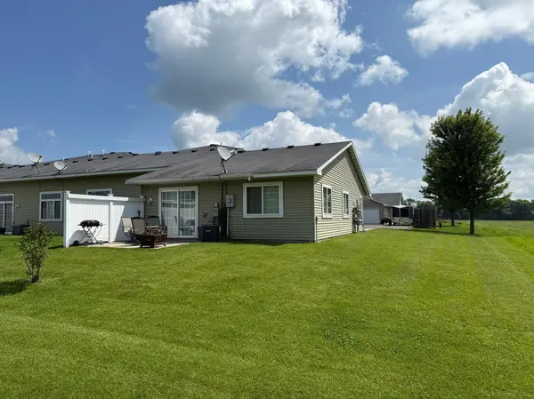 106 Glenshire BLVD S, Watkins, MN 55389