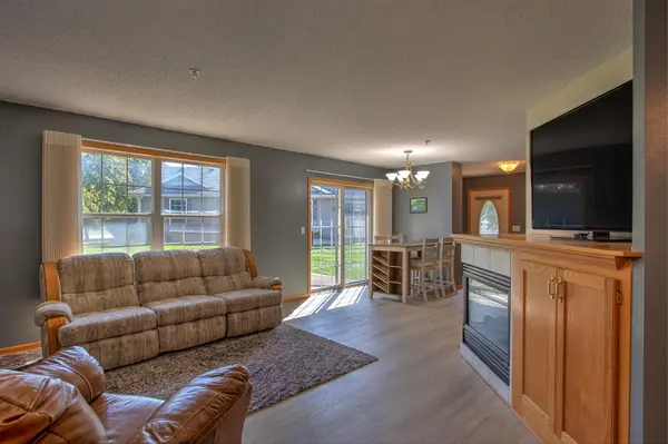 857 Winsome WAY NW, Isanti, MN 55040