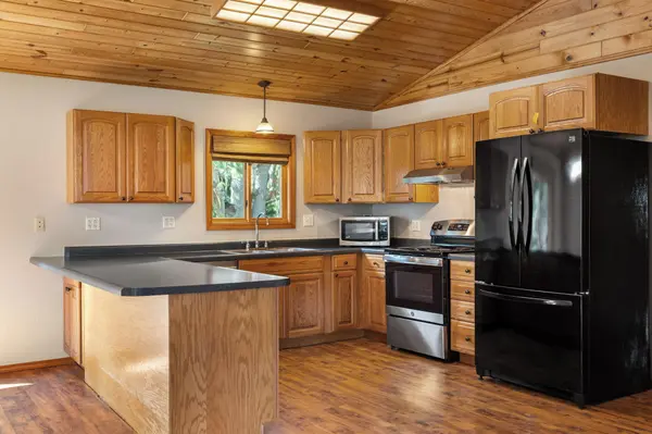 140 Reinhart DR, Shell Lake, WI 54871