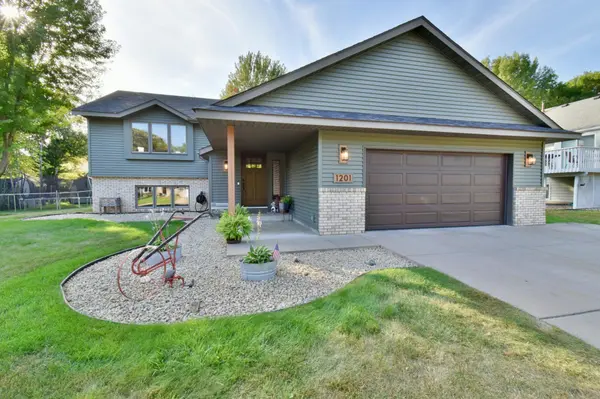 1201 10th AVE N, Sauk Rapids, MN 56379