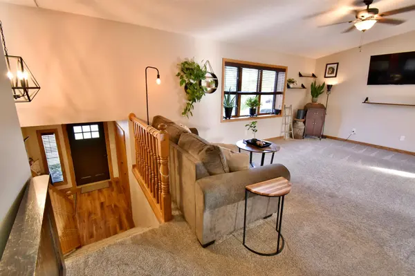 1201 10th AVE N, Sauk Rapids, MN 56379