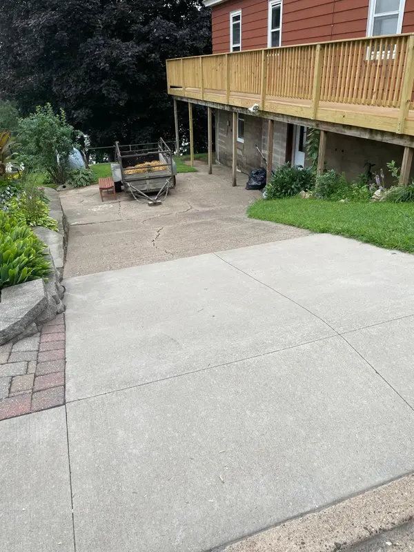 1004 S 2nd ST, Alma, WI 54610