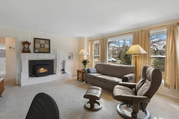 25780 Smithtown RD, Shorewood, MN 55331