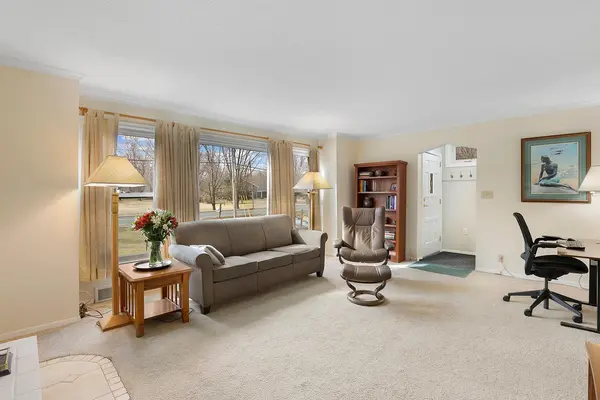 25780 Smithtown RD, Shorewood, MN 55331