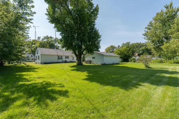 324 North ST W, Amboy, MN 56010