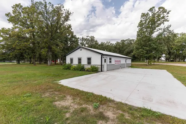 102 Pottery DR, Ottertail, MN 56571