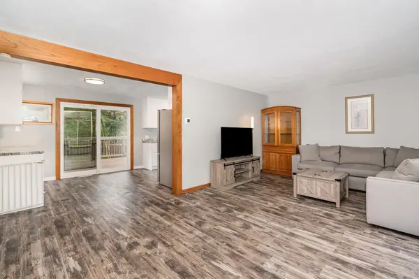 3915 McKnight RD N, White Bear Lake, MN 55110