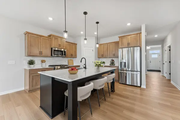 1838 Archer ST, Shakopee, MN 55379