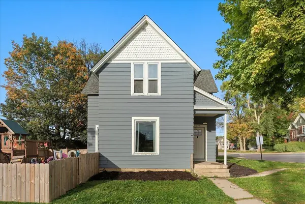 137 N Oak ST, Ellsworth, WI 54011