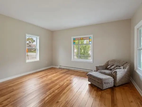 70 Excelsior AVE N, Annandale, MN 55302