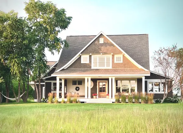 10024 Tapestry RD, Lake Elmo, MN 55042