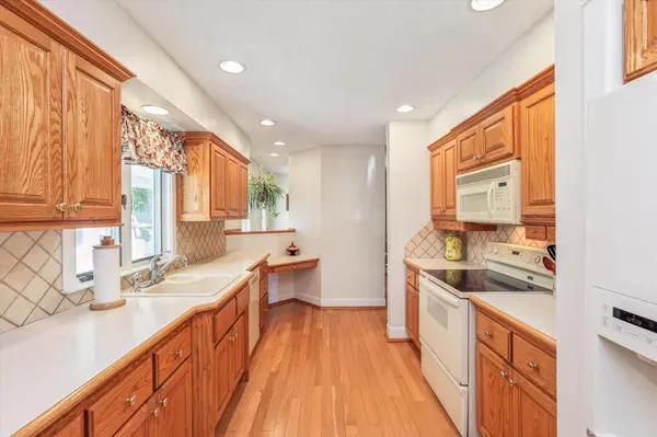 2100 16th ST NW, Faribault, MN 55021
