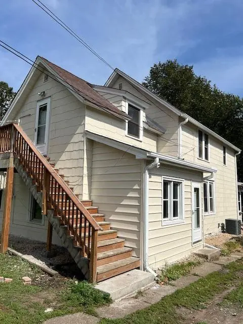 1071 Matilda ST, Saint Paul, MN 55117
