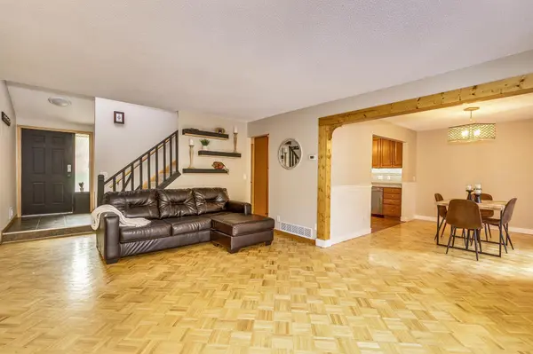 6923 Edenvale BLVD, Eden Prairie, MN 55346