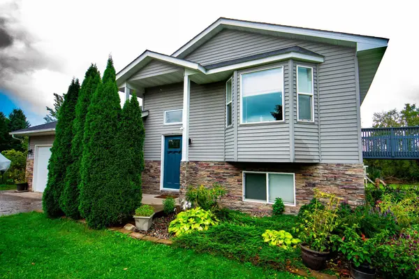 46595 Acacia TRL, Stanchfield, MN 55080