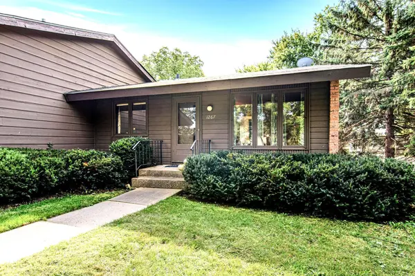 1267 Brighton SQ, New Brighton, MN 55112