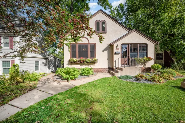 1484 Branston ST, Saint Paul, MN 55108