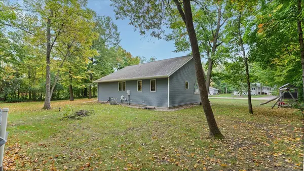 151 Bluffs RD NW, Alexandria, MN 56308