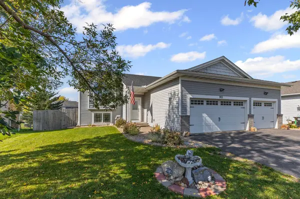 901 Whiskey RD NW, Isanti, MN 55040