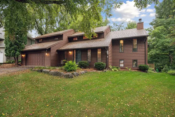 8166 Utah AVE S, Bloomington, MN 55438