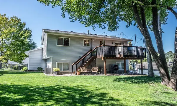 13471 Yosemite AVE S, Savage, MN 55378