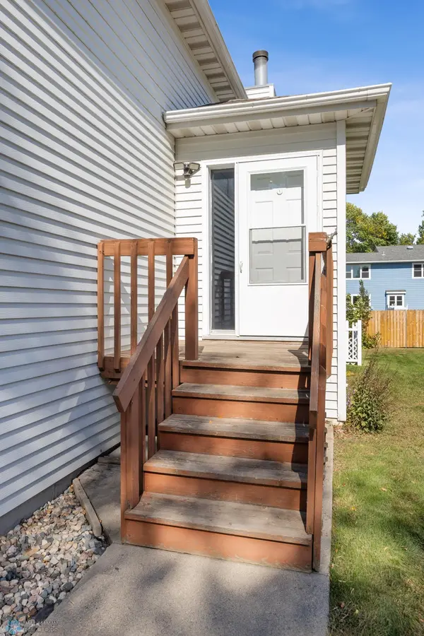 670 13th AVE E, West Fargo, ND 58078
