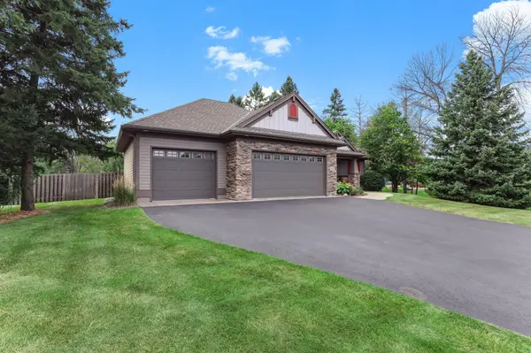4611 Fable Hill WAY N, Hugo, MN 55038