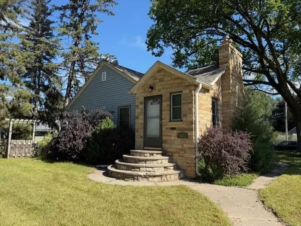 4501 Jefferson ST NE, Columbia Heights, MN 55421
