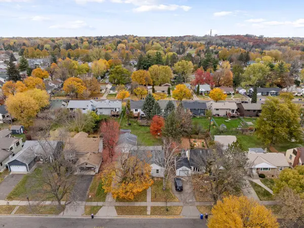 869 Iowa AVE W, Saint Paul, MN 55117