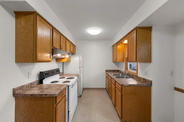 249 Elm DR, Apple Valley, MN 55124