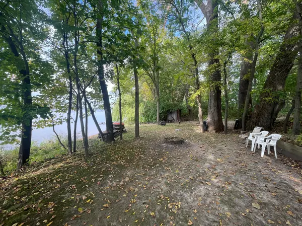 29137 Glader BLVD, Chisago Lake Twp, MN 55045