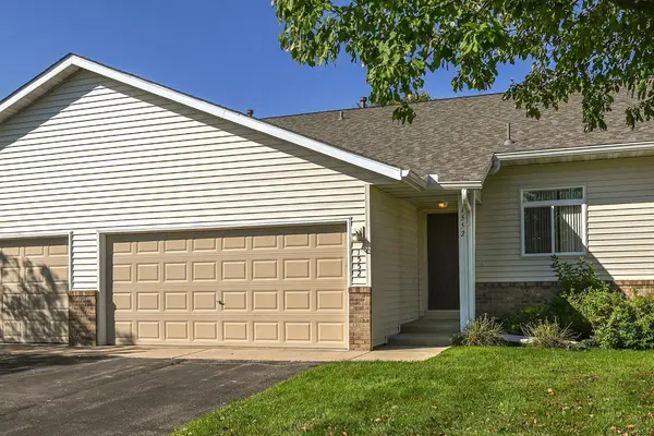 1552 Dublin CT,  Shakopee,  MN 55379