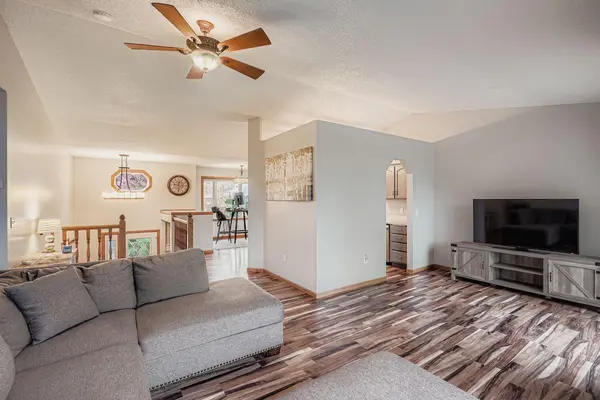 9218 Georgia AVE N, Brooklyn Park, MN 55445