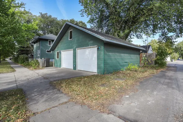 1103 2nd ST N, Fargo, ND 58102
