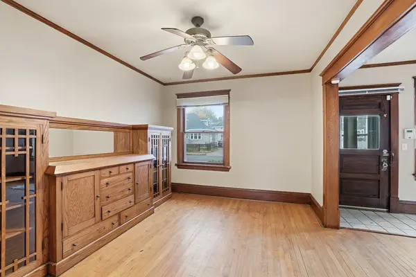 1911 E 35th ST, Minneapolis, MN 55407