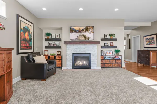 3695 Turner DR SW, Prior Lake, MN 55372