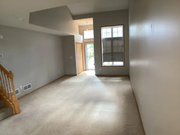 2543 11th AVE, Anoka, MN 55303