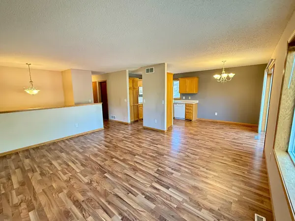 428 22nd AVE N, Saint Cloud, MN 56303