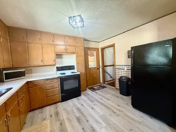 524 Kingston ST N, Caledonia, MN 55921