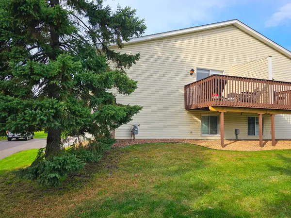 7664 Steepleview RD, Woodbury, MN 55125