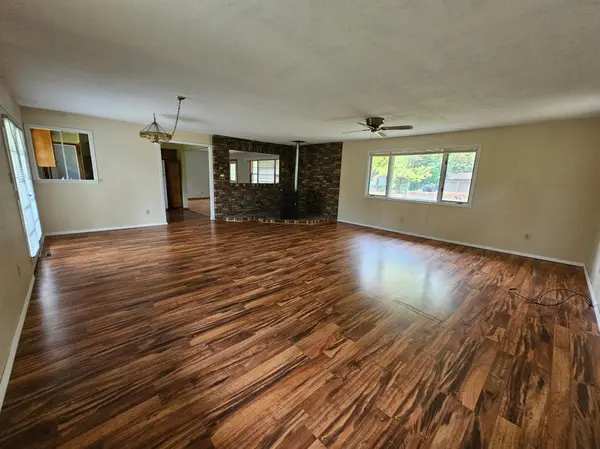 4130 Glacier LN N, Plymouth, MN 55446