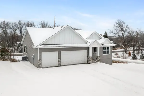 7420 Glengarry PL, Eden Prairie, MN 55344