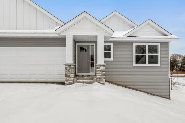 7420 Glengarry PL, Eden Prairie, MN 55344