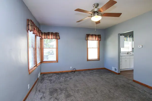 642 Juul RD SW, Hutchinson, MN 55350