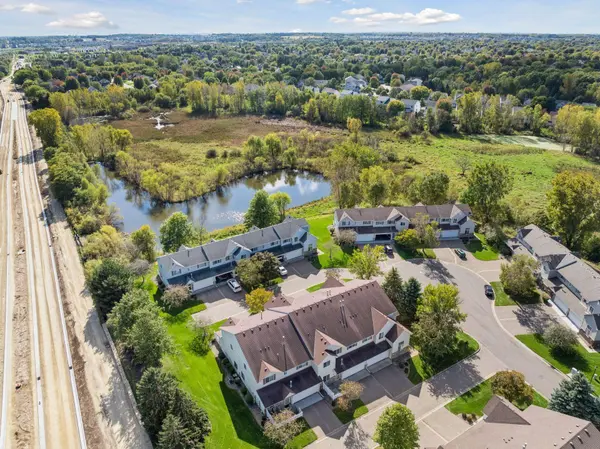 3208 Juniper CIR #A, Woodbury, MN 55125
